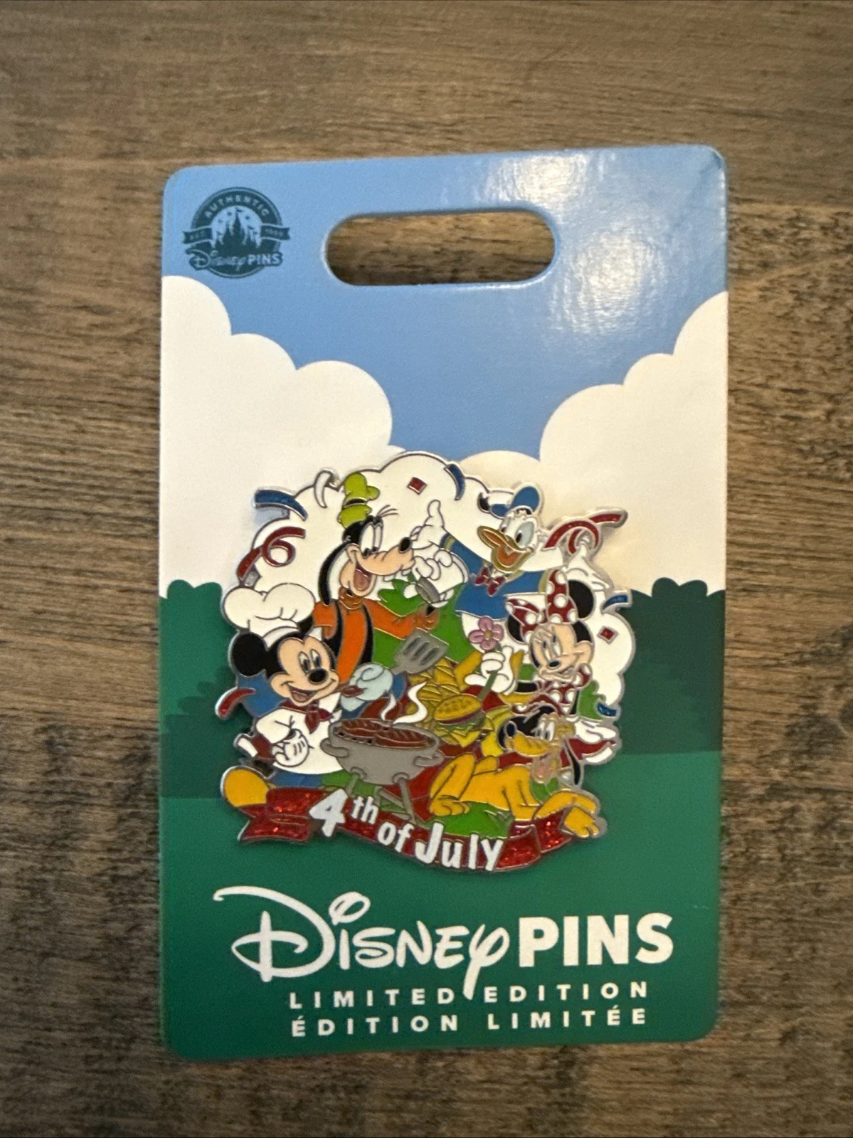Disney Mickey and friends 4th Of July 2023 Pin Limited Edition