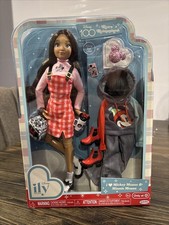 Disney ILY 4ever I    Mickey  Minnie Mouse Retro 100 Fashion Doll  NIB
