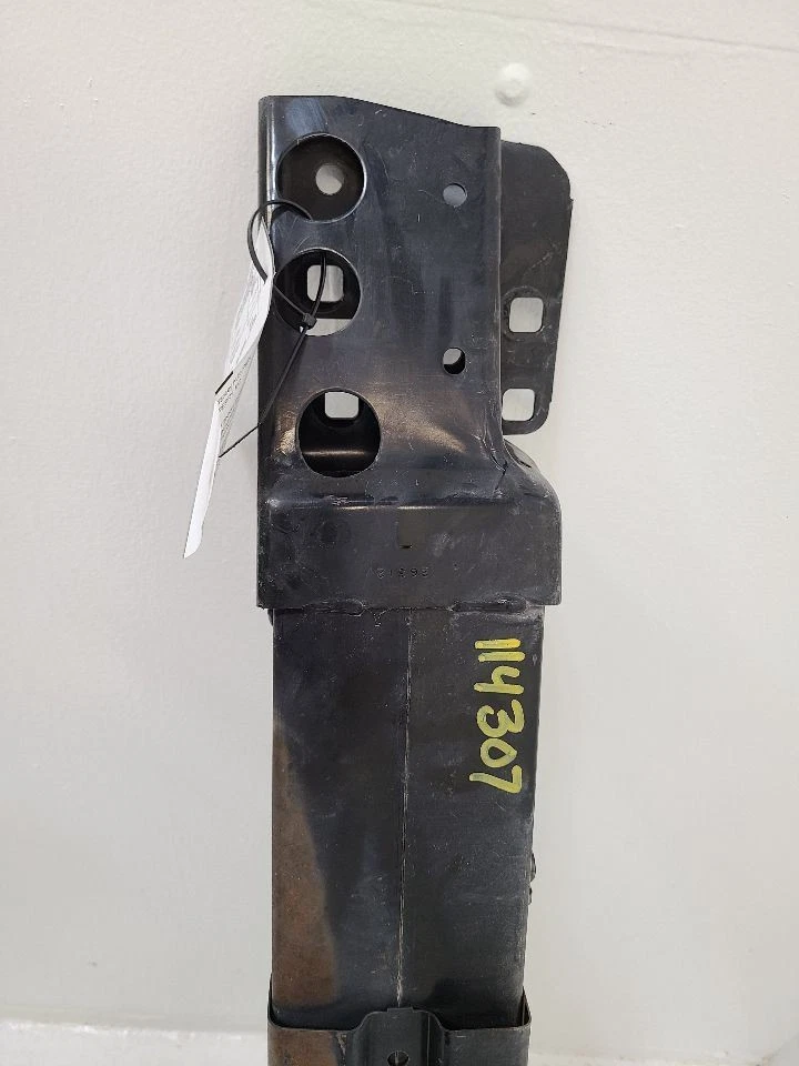 2008 09 10 11 12 13 14 15 16 2017 BUICK ENCLAVE Front Bumper Reinforcement Foto 2 de 4