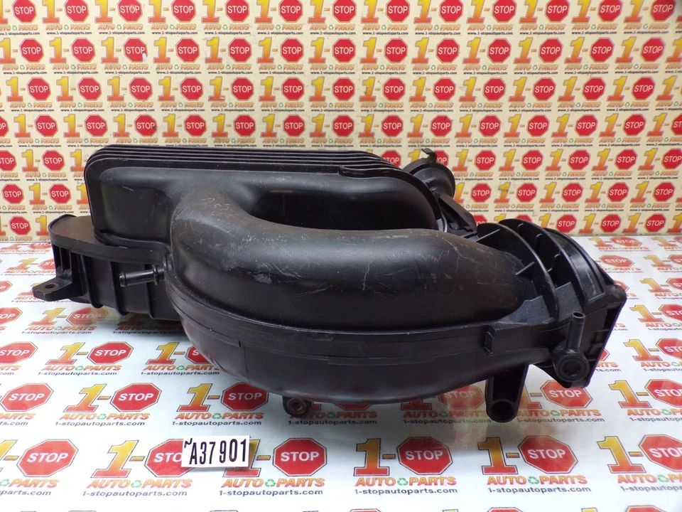 Nissan NV1500 2012-2018 conjunto de colector de admisión superior del motor 14010-EA205 OEM Foto 3 de 4