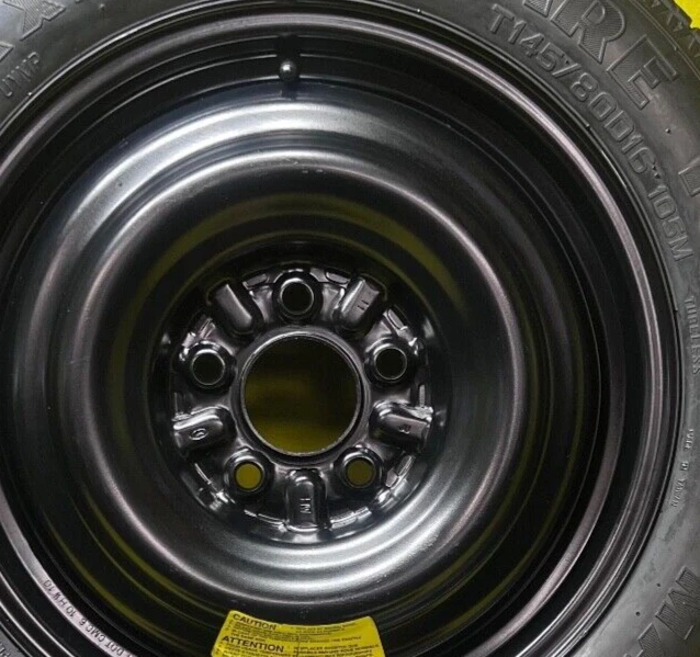 KIT NEUMÁTICO DE REPUESTO 16" CON GATO SE ADAPTA A: HYUNDAI KONA 2018-2023, DIÁMETRO NEUMÁTICO 25" Foto 4 de 4