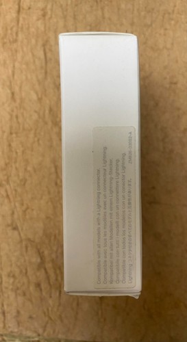 Apple Brand Lightning to USB Charge Sync Cable - White - New - 2 m - Picture 6 of 6