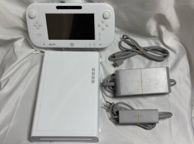 Nintendo Wii U Game Console 32GB Gamepad White NTSC-J(Japan
