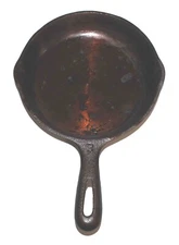 Wagner Ware #3 Double Spouted 6 1/2" Marked K Cast Iron Skillet