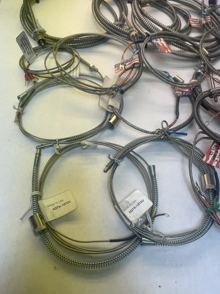 Лот из 17 термопар зондов и кабелей Tempco, пластиковое технологическое оборудование (M67) - Изображение 4 из 4