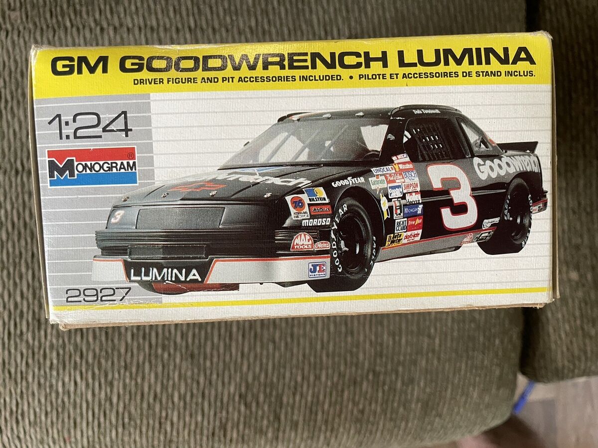Monogram 1/24 Dale Earnhardt GM Goodwrench Lumina - kit #2927 NOS Factory Sealed Monogram 1/24 Dale Earnhardt GM Goodwrench Lumina - kit #2927 NOS Factory Sealed