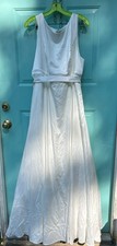 Torrid Ever After Full Length Sleeveless Wedding Dress White Sz 18 Veil Included