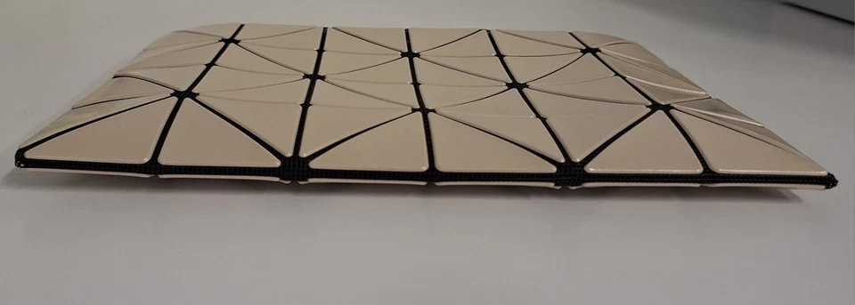 Bolsa Issey Miyake Bao Bao Lucent beige nueva con etiquetas Foto 4 de 4