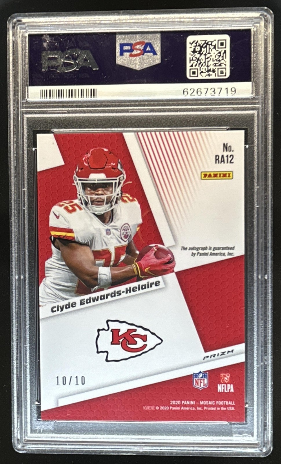 2020 Panini Mosaic Clyde Edwards-Helaire Rookie Auto RC Prizm Gold #/10 PSA 10 view 2