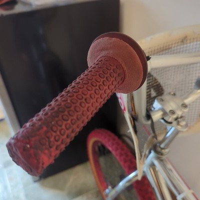 1982 Redline 102b Chromolly BMX Bike 20” Oakley b1b 3 grips Aero