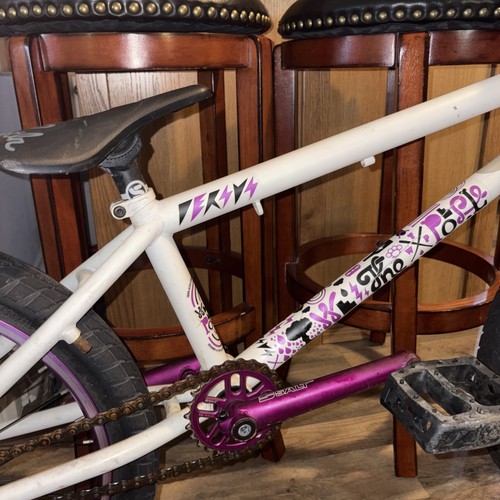 We the People BMX Bike Unisex Purple/white/black - Picture 3 of 9