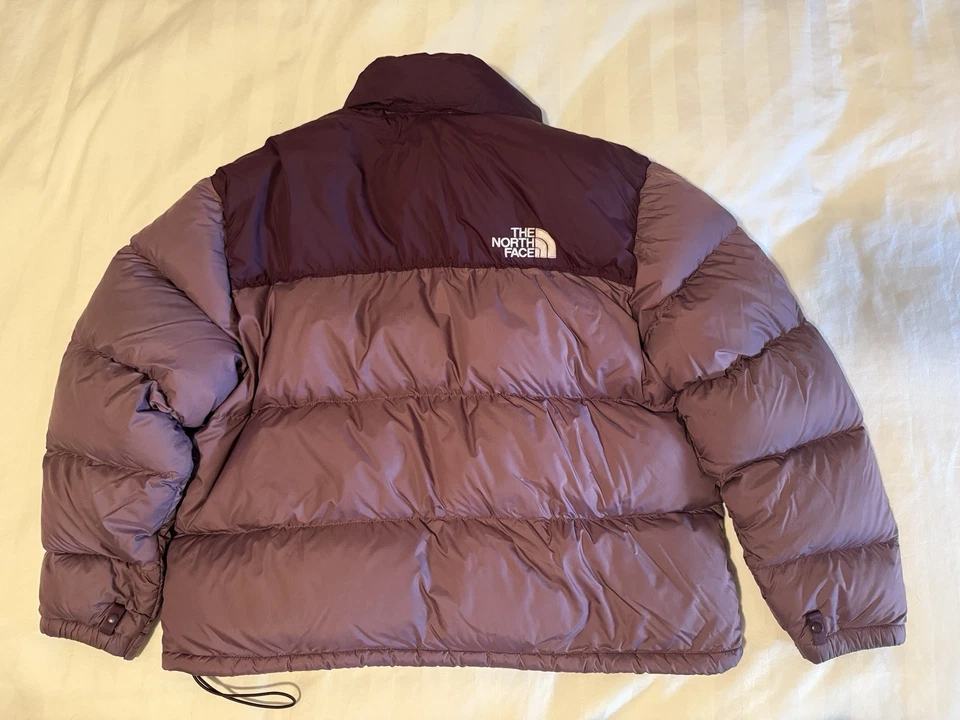 Chaqueta de plumón The North Face 1996 retro Nuptse 700 para mujer XXXL púrpura acolchada  Foto 2 de 4