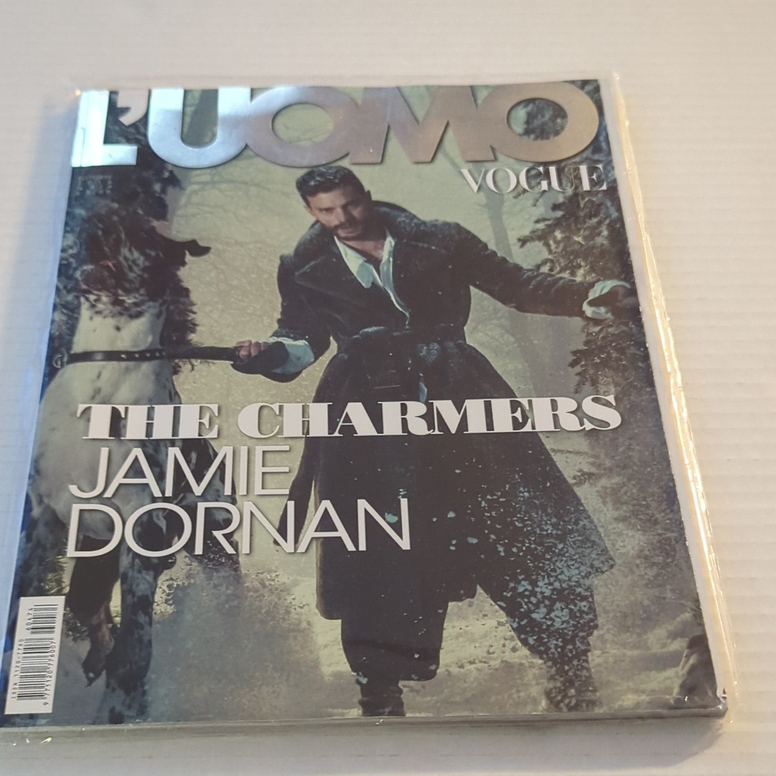 L'Uomo Vogue Magazine Oct 2016 Italian Men Fashion Jamie Dornan Giorgio Armani