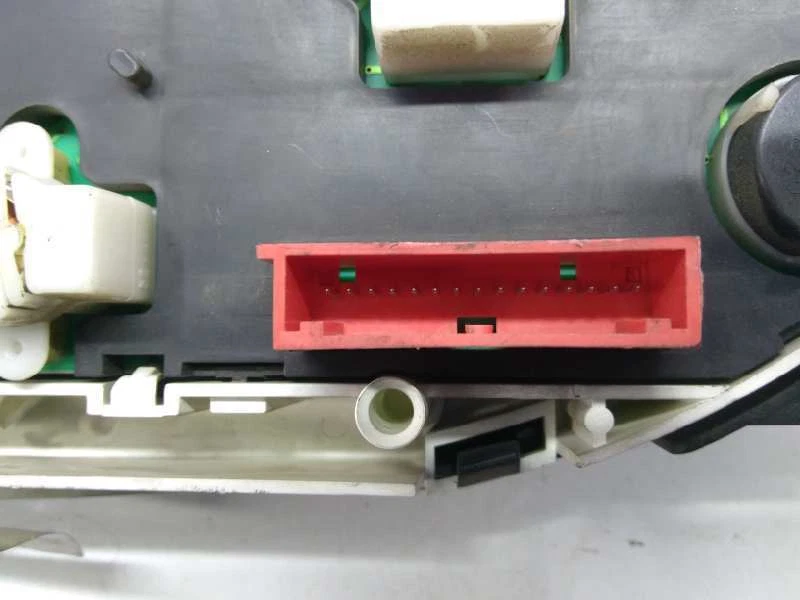 8200218878 cuadro de instrumentos para RENAULT LAGUNA II (BG0) 2001 14100 - Imagen 3 de 4