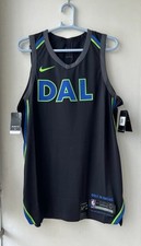 Law of Cards: NBA, MLB, NHL, CLC Go After More Alleged Memorabila Counterfeiters 21