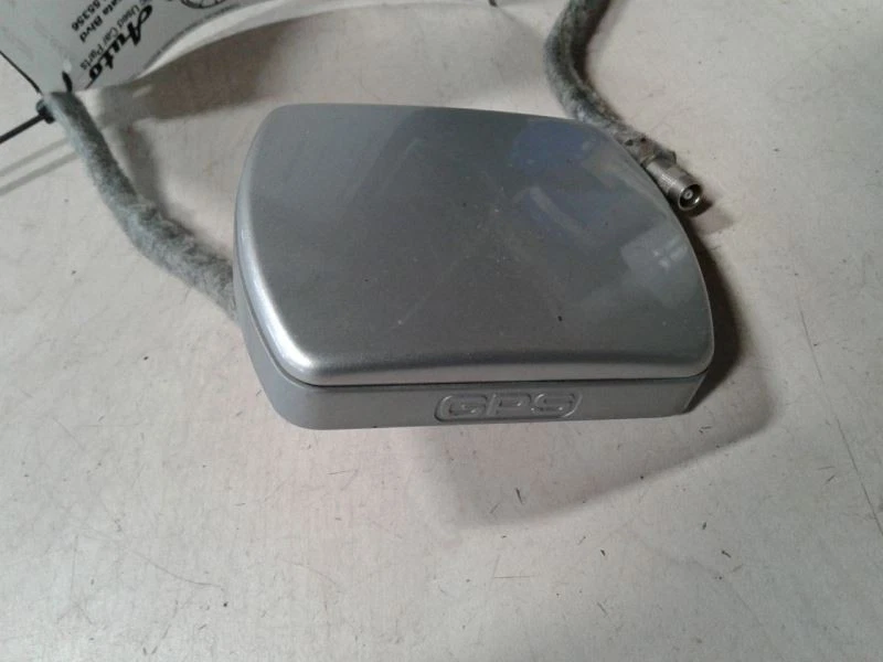 S8 AUDI   2001 Antenna 729116 - Image 2 of 4