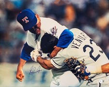 Nolan Ryan Signed 16x20 Photo Texas Rangers Fight vs. Robin Ventura Beckett