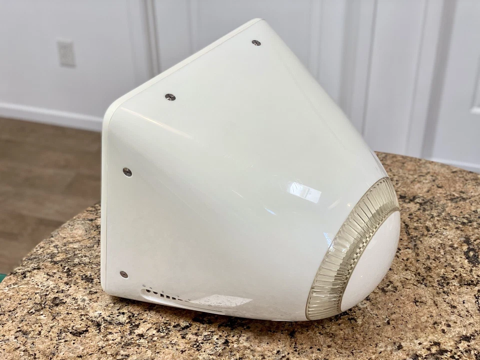 APPLE eMAC A1002 G4 2003 CIB Manuals Disks, Mouse, Keyboard - Image 3 of 4