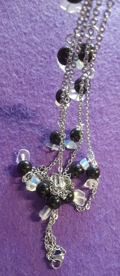 Necklace, Obsidian and Opal Chips, 80cm long, Stainless Steel Chain. 1 of a Kind - Imagem 3 de 4