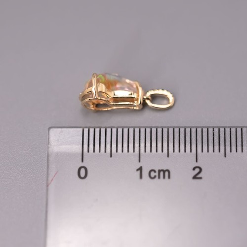 Stunning 18K Yellow Gold Pendant Necklace with Mexican Fire Opal, Diamond - Picture 5 of 10