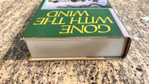 Gone with the Wind by Margaret Mitchell - Best Seller Library - Imagen 6 de 11