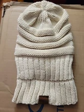 Rosoz Winter Hat Set One Black One White 