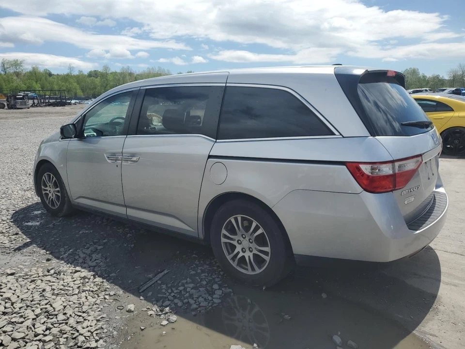 Used Front Center Infotainment Display fits: 2012 Honda Odyssey Canada market di - Imagem 3 de 4