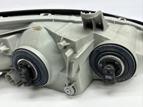 TYC 2002-2004 Toyota Camry Faro Del Lado Del Conductor 20-6120B - Imagen 8 de 11