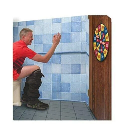THE GADGET COMPANY Fun Bath Time Toilet Darts Game Gift Present Family UK