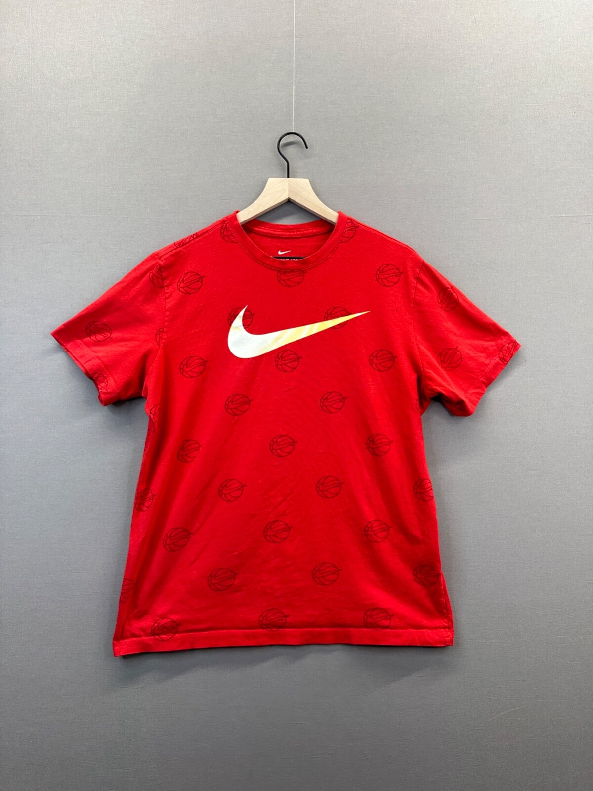 Nike Mens Large Red Basketball Short Sleeve Crew Neck T-Shirt
