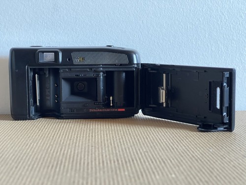 Nikon One Touch 100 35 mm Point & Shoot Film Camera Vintage Tested Working READ - Picture 4 of 15