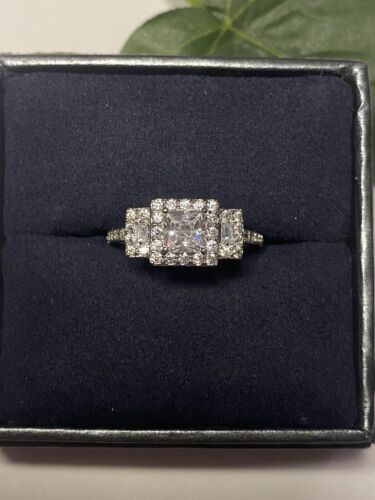 Outstanding 1.73 Ct Past Present Future Lab Grown Diamond Halo Engagement Ring - Picture 2 of 5