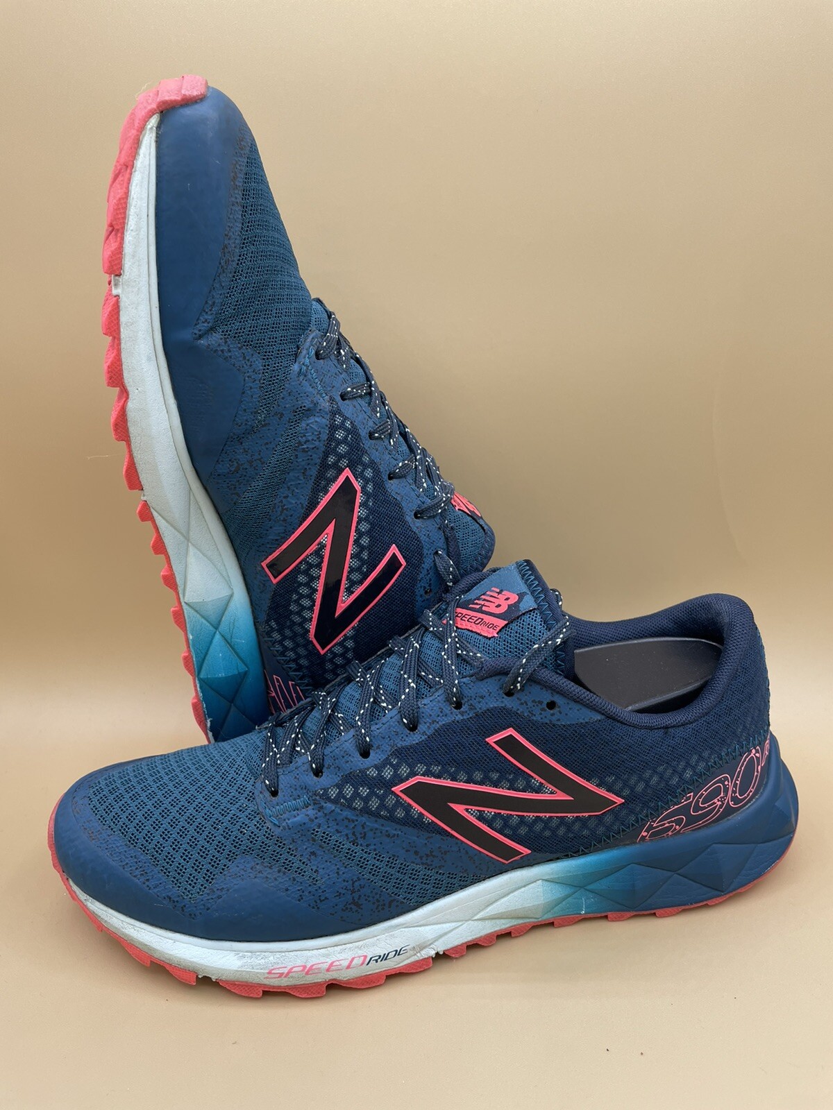 Womens New Balance Size 8 Speed Ride Trail Running  Shoes WT690CC1 EUC As-is!