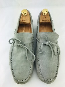 gray driving shoes
