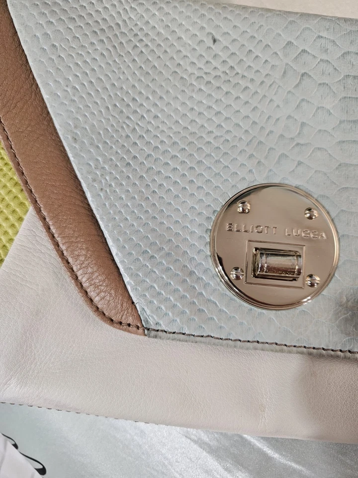 Bolso sin asas de hombro ELLIOTT LUCCA citrón, verde azulado, beige, cuero crema Foto 3 de 4