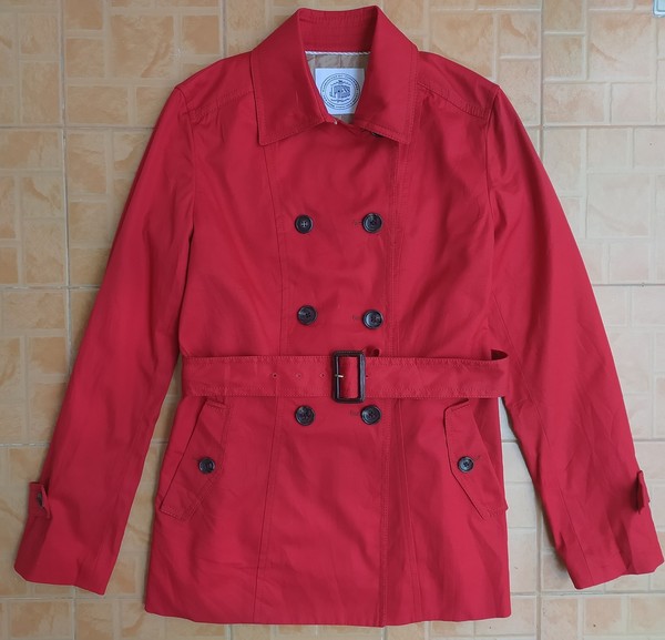 J. PRESS ROTER TRENCHCOAT MIT GÜRTEL AUS JAPAN