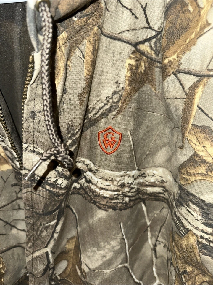 Game winner real tree camo men’s jacket size XL Deer Hunting Jacket - Image 2 of 4