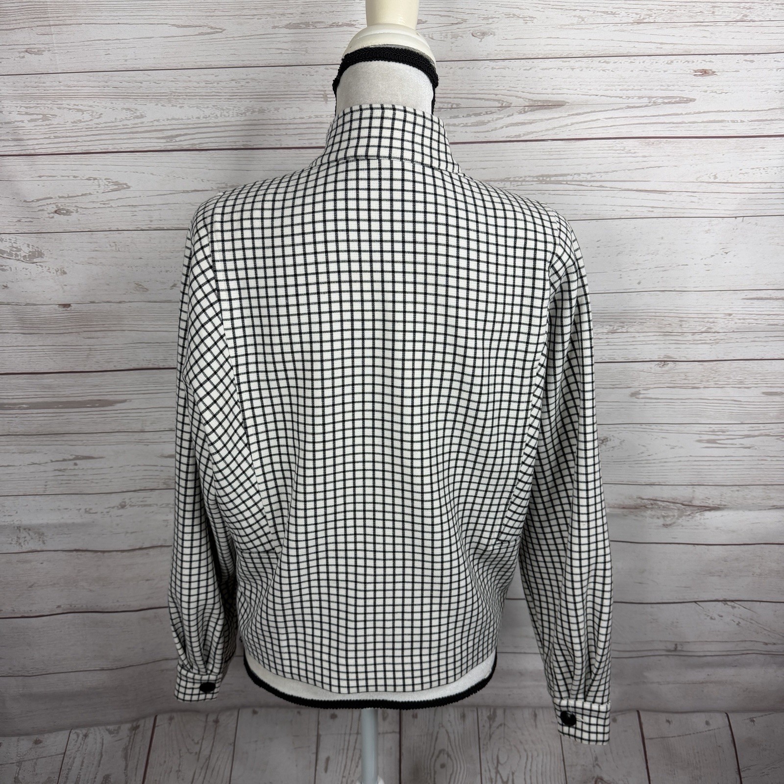 CAbi #3173 Osaka Nights Windowpane Jacket Sz Medium White Black Crested Buttons