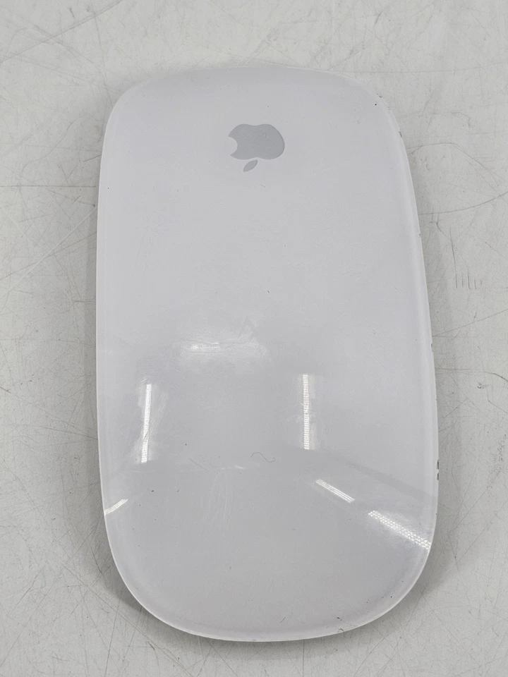 Genuine OEM Apple Wireless Bluetooth White Magic Mouse A1296 (1st Gen) - Image 3 of 4