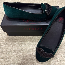 STRANGE CVLT Women s Green Velvet Bat Accent Slip-On Ballet Flats US 7.5