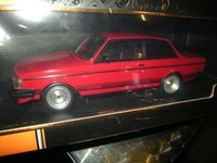 1:18 Ixo Volvo 240 Turbo Custom 1984 Red/Rot In Ovp
