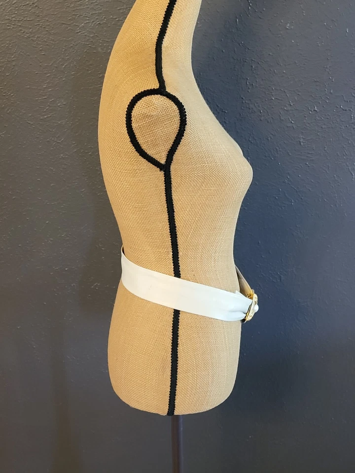 Vintage 80s Belt Ivory Leather Goldtone Buckle Adjustable - Image 4 of 4