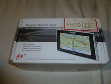 BOXED MAGELLAN MAESTRO 4250 GPS UNIT PORTABLE 4.3" TOUCH SCREEN BLUE TOOTH VOICE