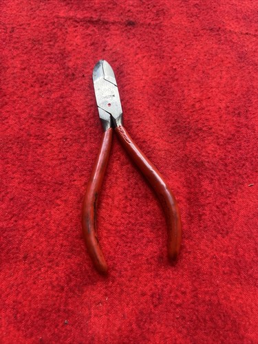 VIGOR SWEDEN 504 1/2 PLIERS SIDE CUTTING JEWELRY PLIERS (t46)