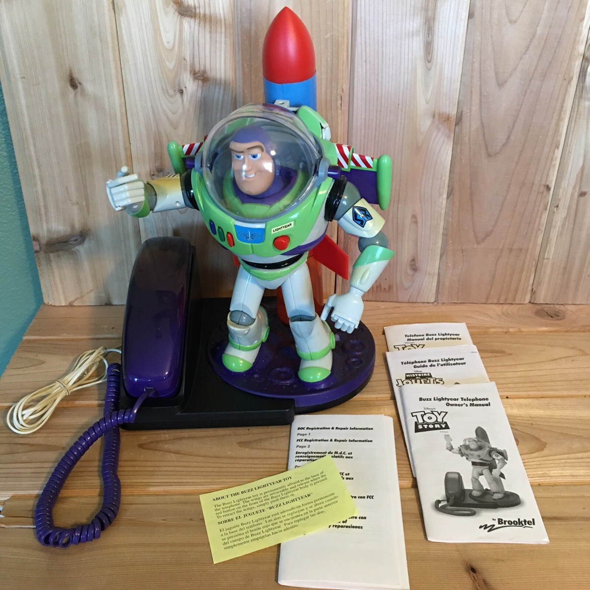 トイ・ストーリー　Buzz Lightyear Telephone The Buzz Lightyear Telephone - Oldphoneworks – oldphoneworks