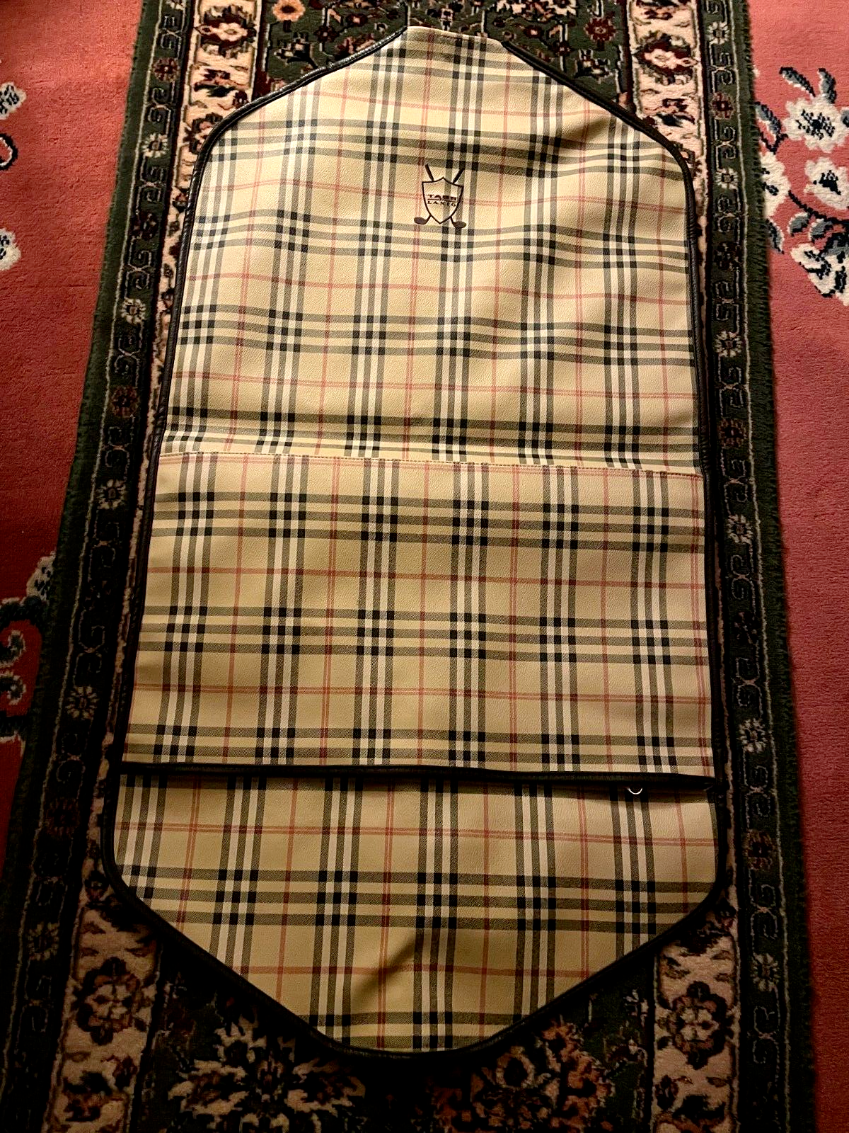 Picture 4 of 8