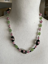 Beaded necklace Painted beads with toggle clasp Dainty In Excellent Condition