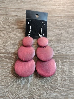 Grandes Boucles d'Oreilles en Bois Rouges Ethniques - Bijoux des Lys - Photo 1/3