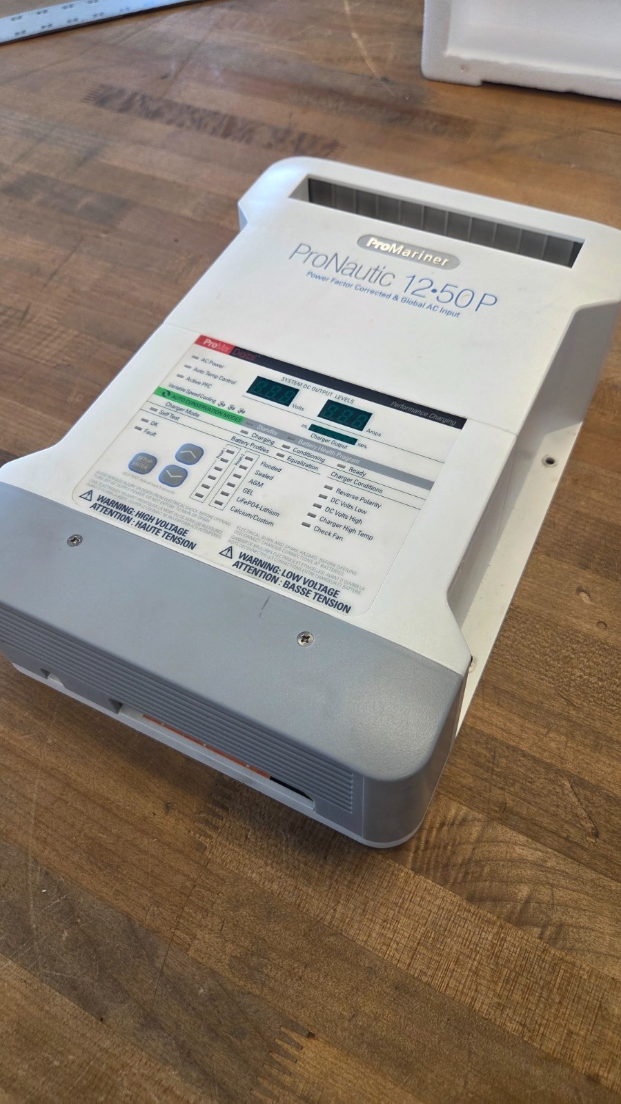 ProMariner ProNautic 1250P 50Amp 3 Bank 12V Boat Battery Charger