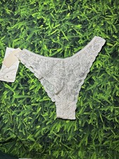 NWT Vintage Y2K Gilligan  O  Malley White Lace Low-Rise Thong Panty One Size